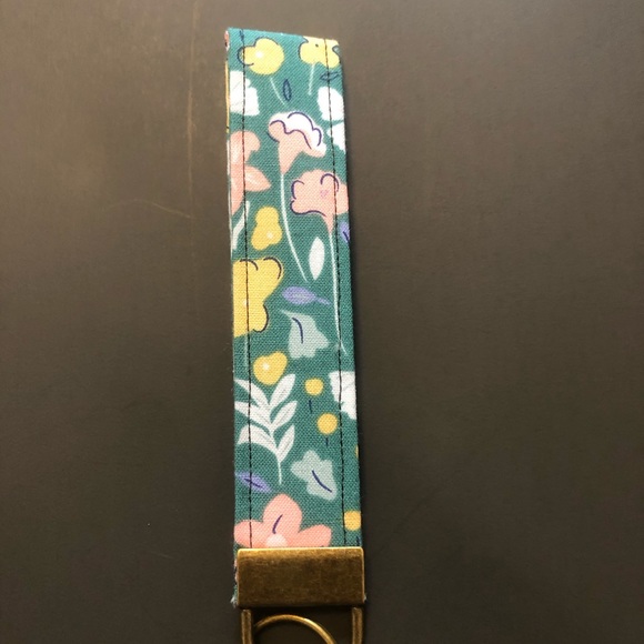 Keychain - Picture 9 of 12